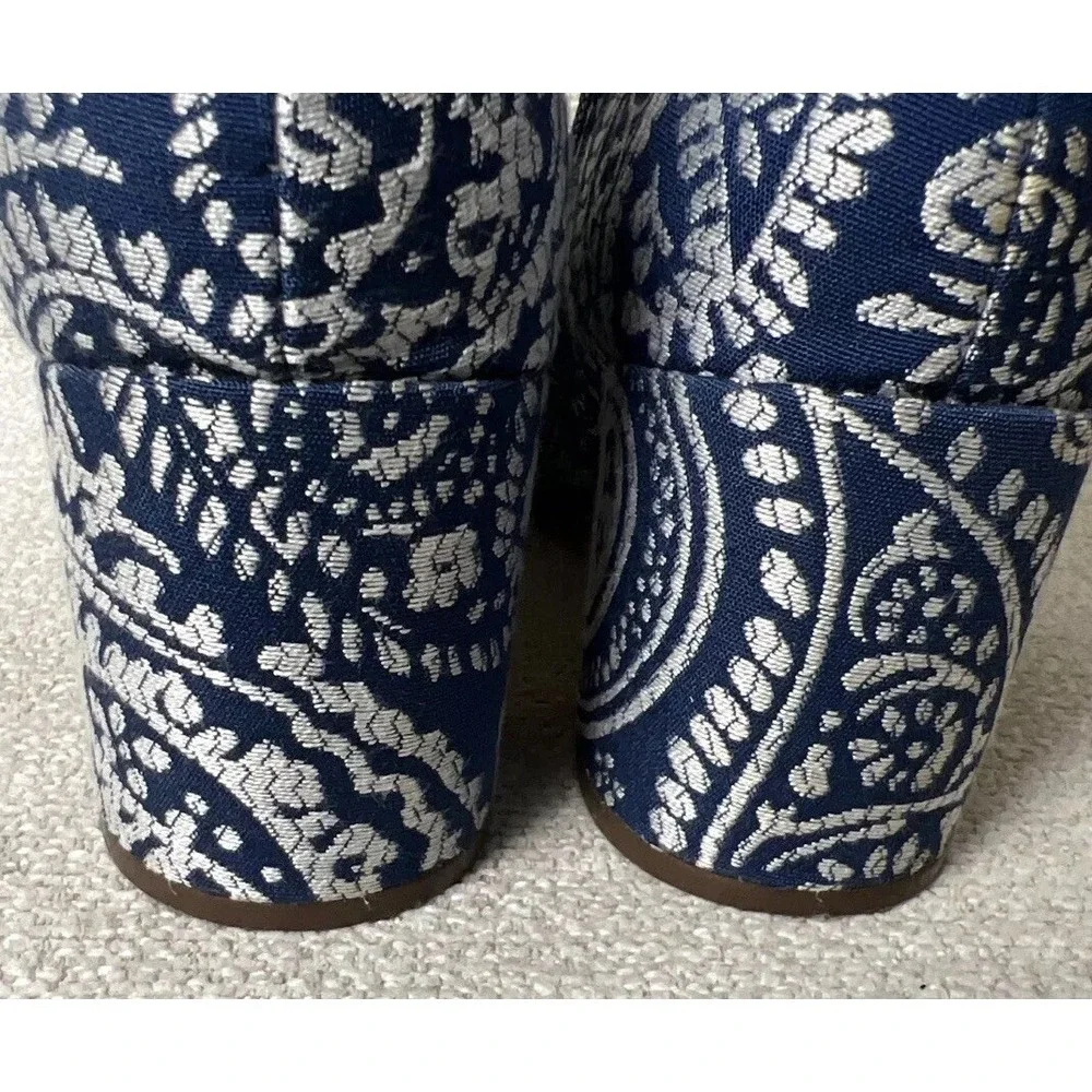Indigo Rd Boots Women 8.5 Ankle Blue White Paisley‎ Pattern Crusona